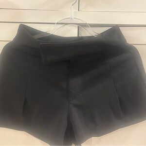 Pleated Black dress shorts